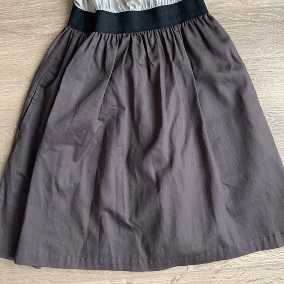 Gentle Fawn Ruffle Dress with Pattern - Picture 3 of 12